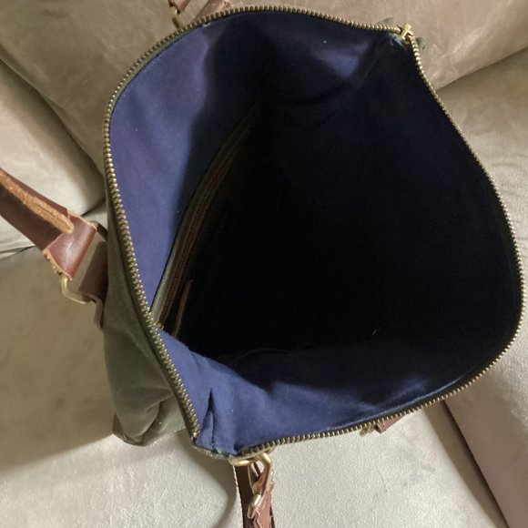 United By Blue Jasper Crossbody tote, - Picture 3 of 4